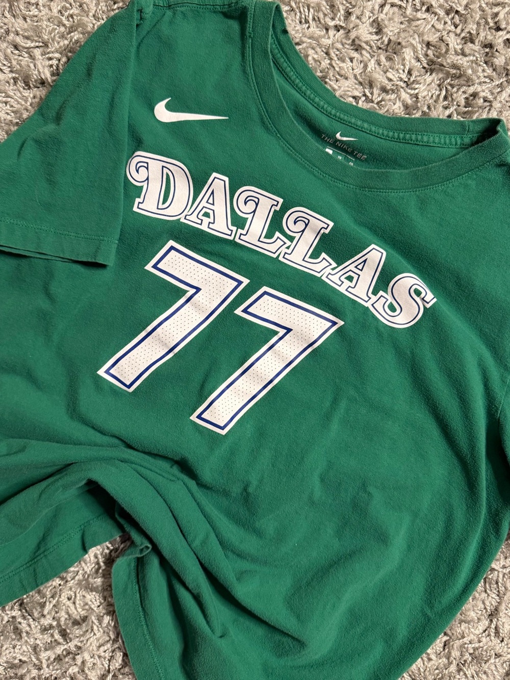 Nike Dallas Mavericks Luka Doncic Shirt